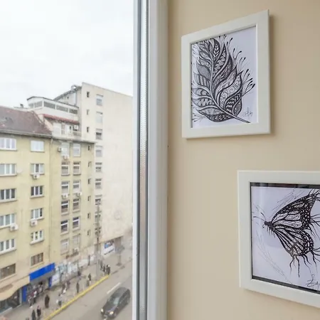 Apartment Modern 2 Bedroom Next To Vitosha Str. *